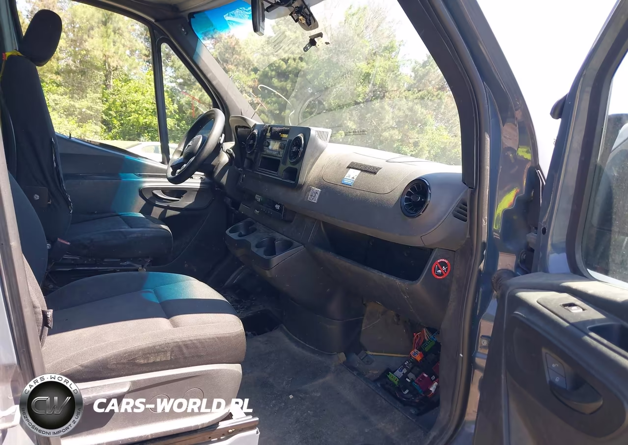 2019 Mercedes-Benz Sprinter 2500 Standard Roof V6 VIN:WD4PF0CD4KP054283 - 5