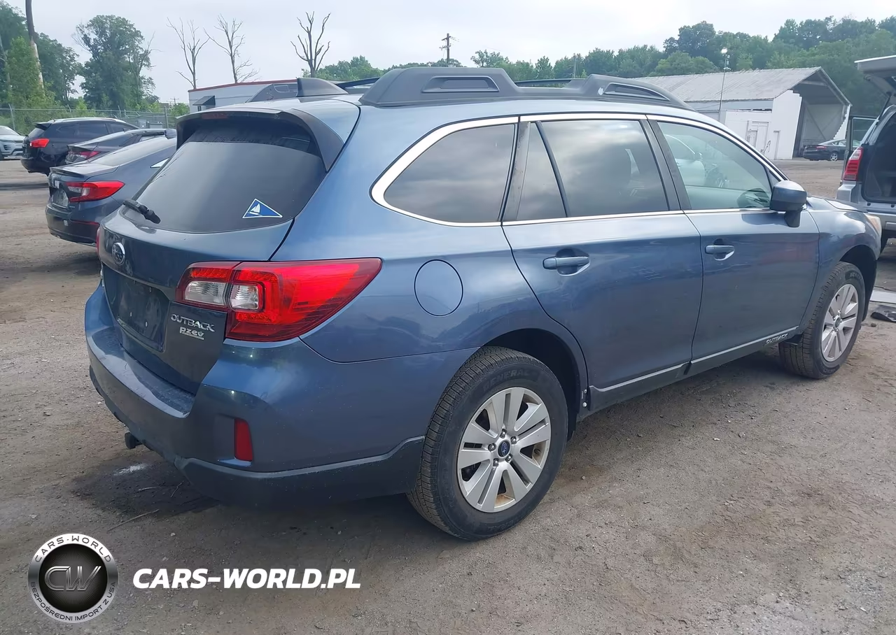 2017 Subaru Outback 2.5I Premium VIN:4S4BSACC5H3323044 - 4