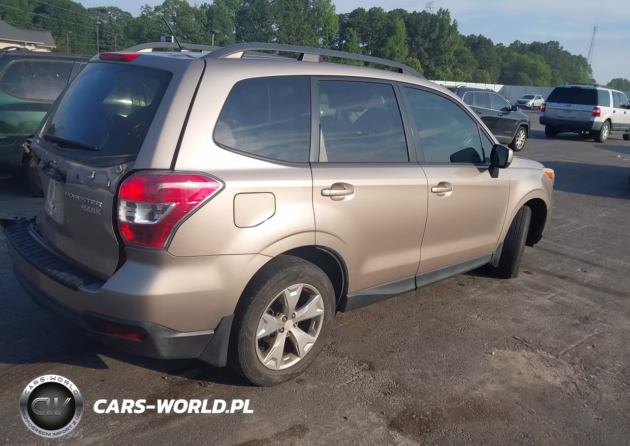 2015 Subaru Forester 2.5I Premium VIN:JF2SJADC0FH816038 - 4