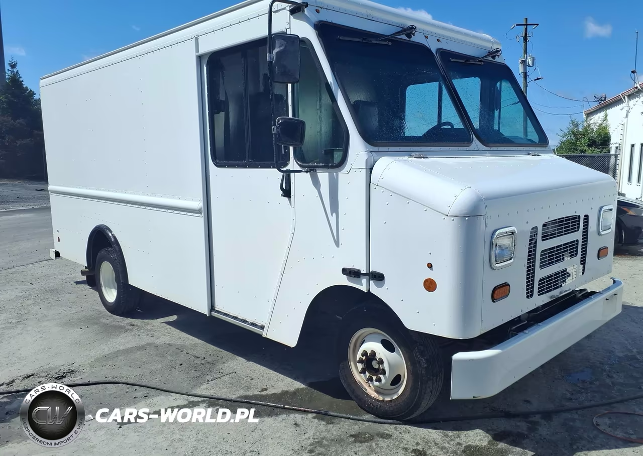 2016 Ford E-350 Stripped