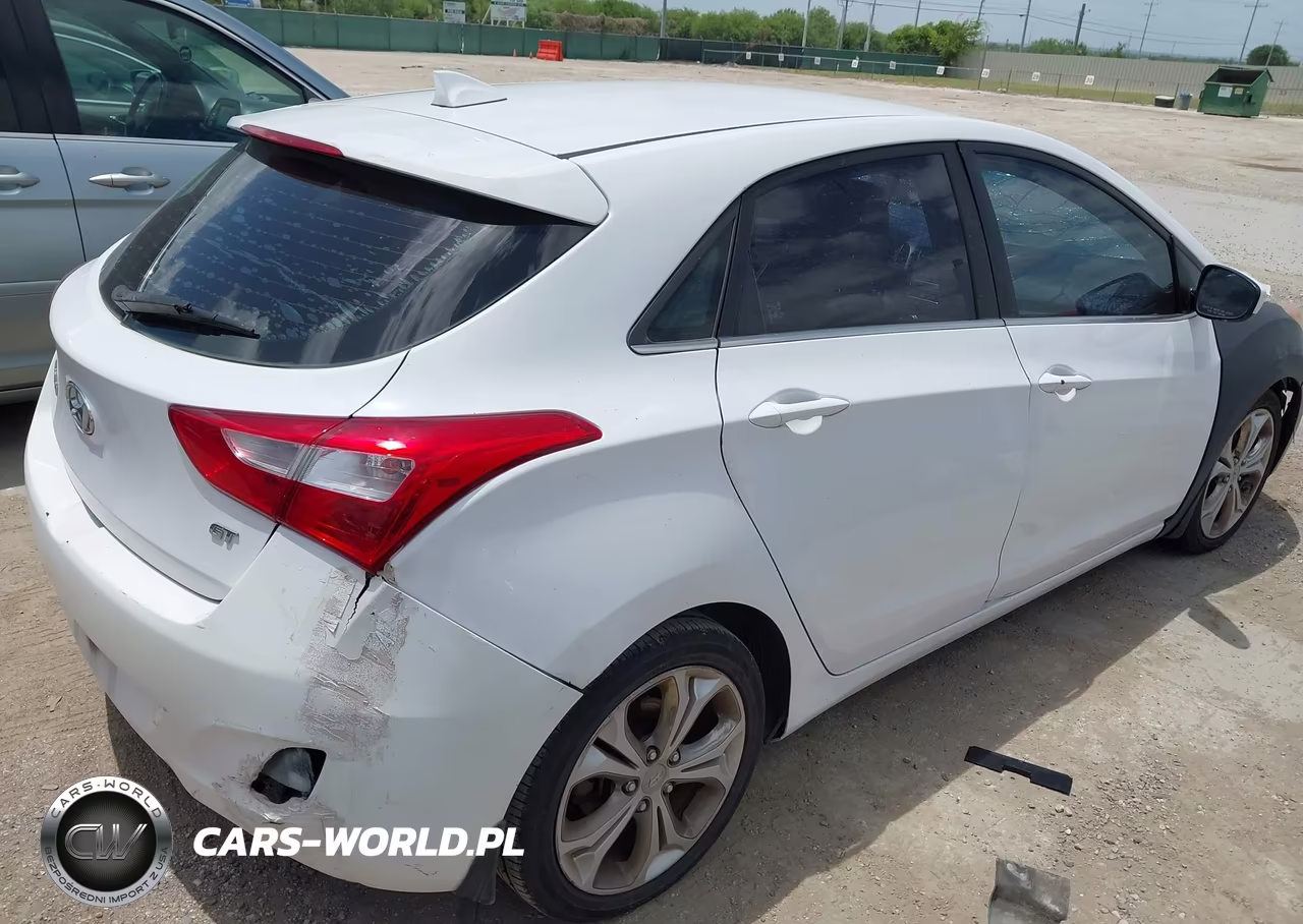 2013 Hyundai Elantra Gt VIN:KMHD35LE6DU044463 - 4