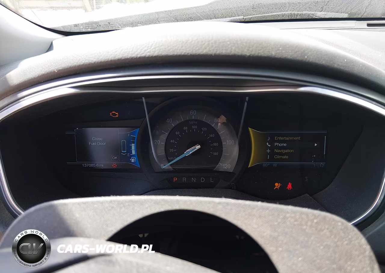 2014 Ford Fusion Energi Titanium VIN:3FA6P0SU8ER231800 - 7