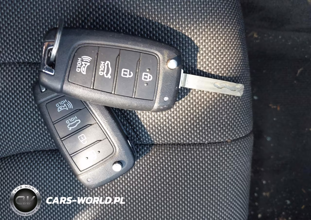 2025 Hyundai Elantra Se VIN:KMHLL4DG2SU913594 - 11