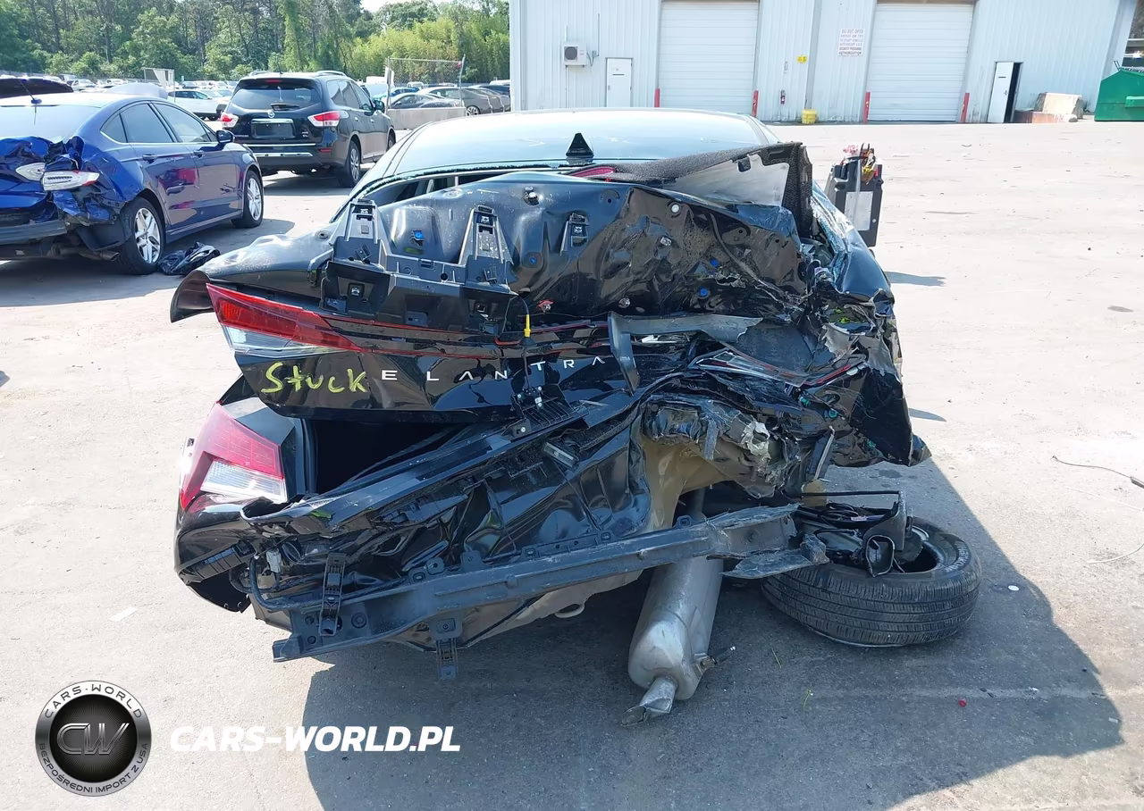 2025 Hyundai Elantra Se VIN:KMHLL4DG2SU913594 - 17