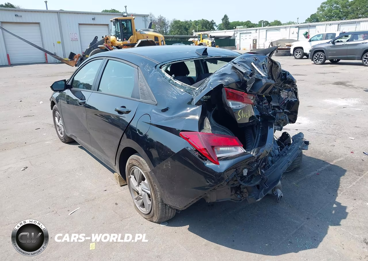 2025 Hyundai Elantra Se VIN:KMHLL4DG2SU913594 - 3