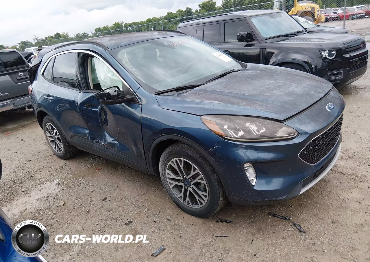 2020 Ford Escape Sel