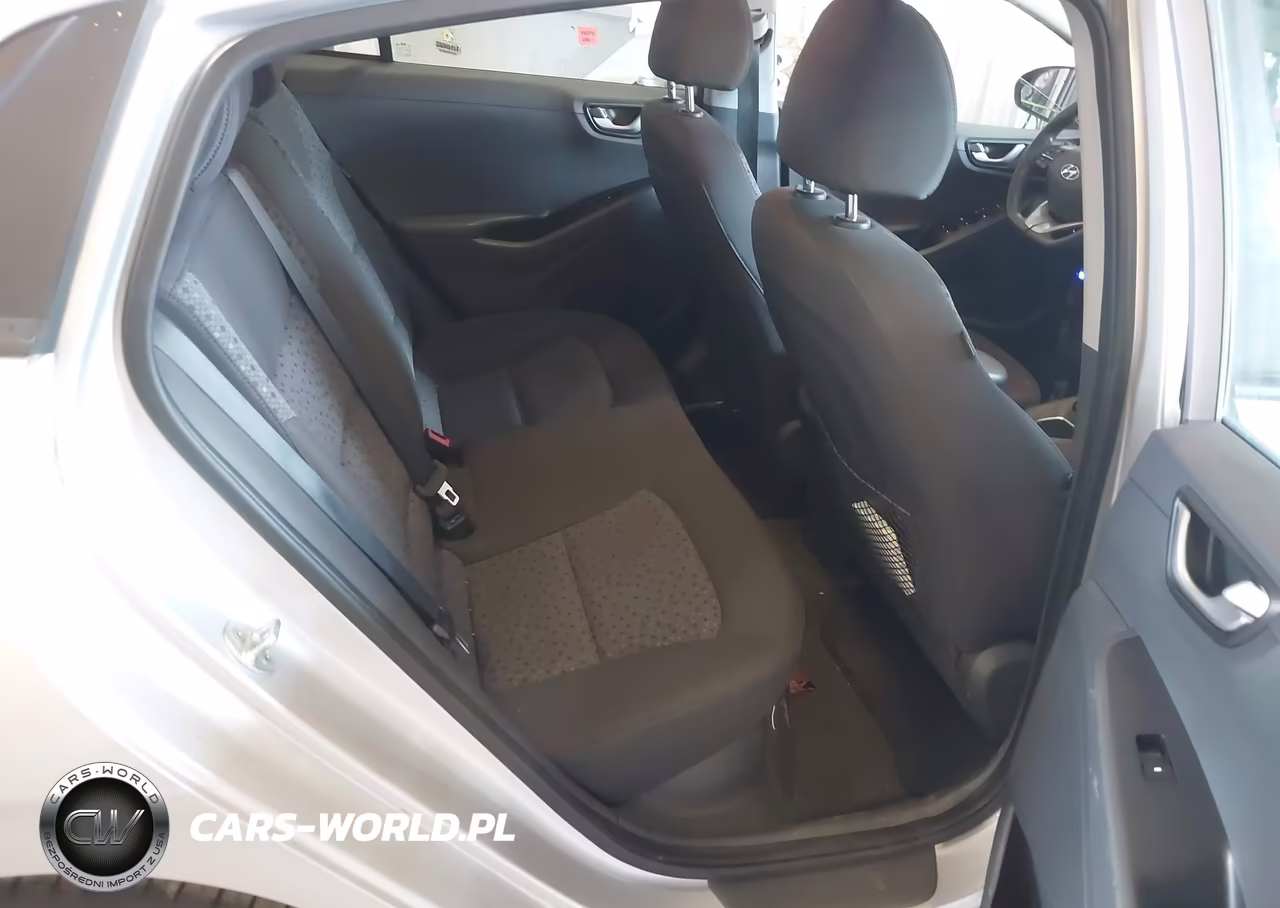 2019 Hyundai Ioniq Hybrid Blue VIN:KMHC65LC3KU108022 - 8