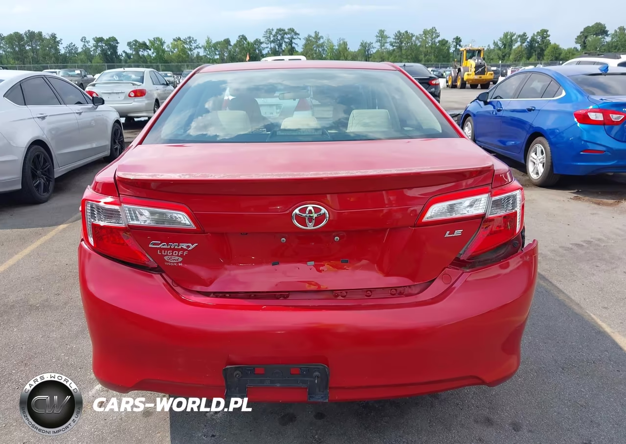2014 Toyota Camry Le VIN:4T1BF1FK4EU819918 - 16