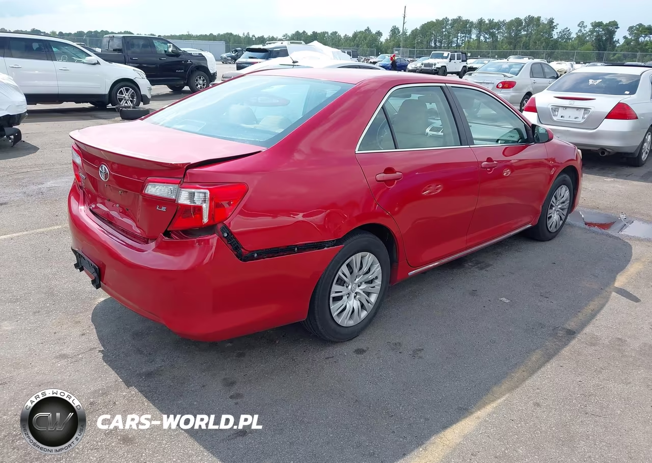 2014 Toyota Camry Le VIN:4T1BF1FK4EU819918 - 4
