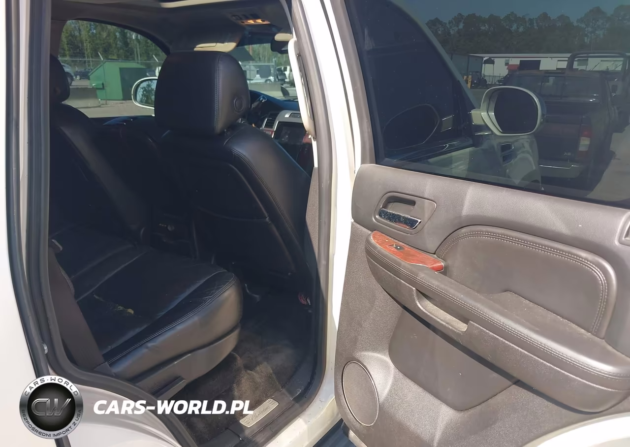 2008 Cadillac Escalade VIN:1GYFK63898R196000 - 8