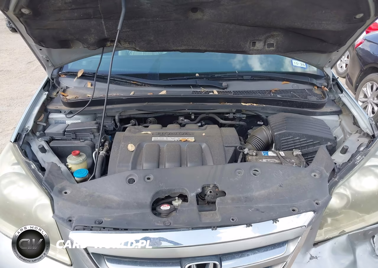 2006 Honda Odyssey Touring VIN:5FNRL38806B105576 - 10