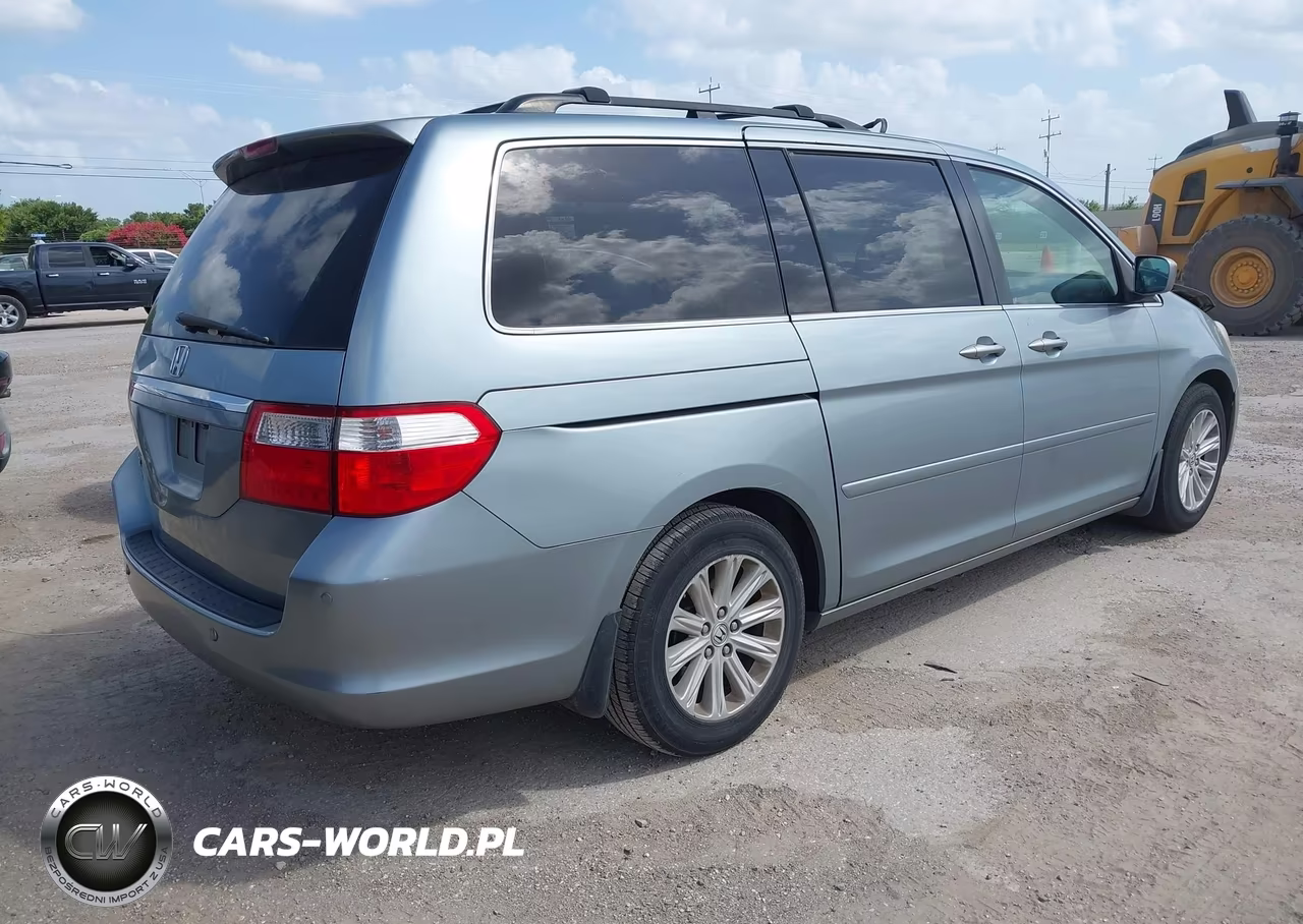 2006 Honda Odyssey Touring VIN:5FNRL38806B105576 - 4