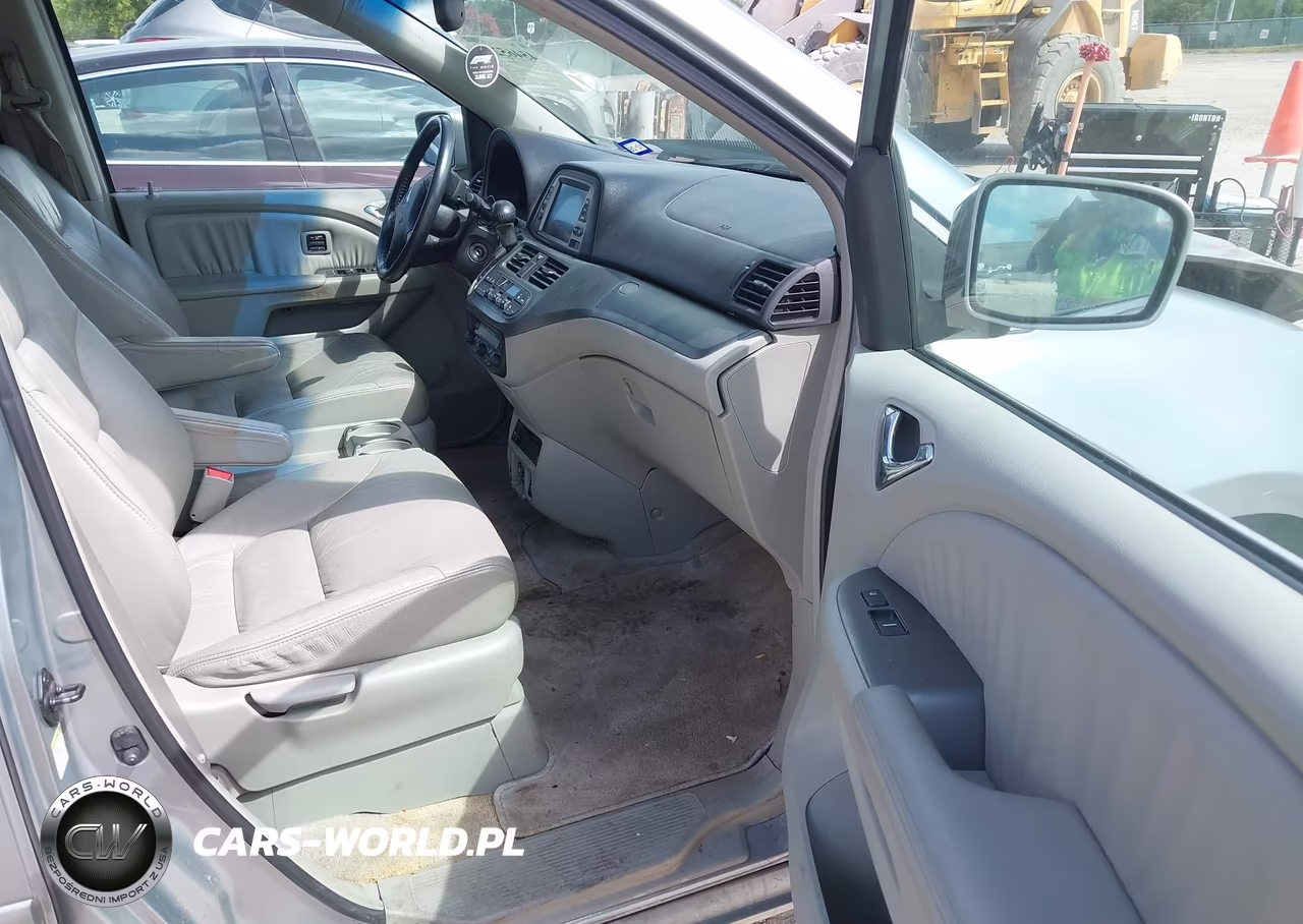 2006 Honda Odyssey Touring VIN:5FNRL38806B105576 - 5