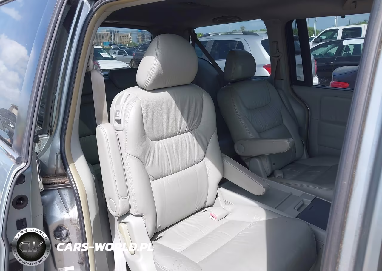 2006 Honda Odyssey Touring VIN:5FNRL38806B105576 - 8