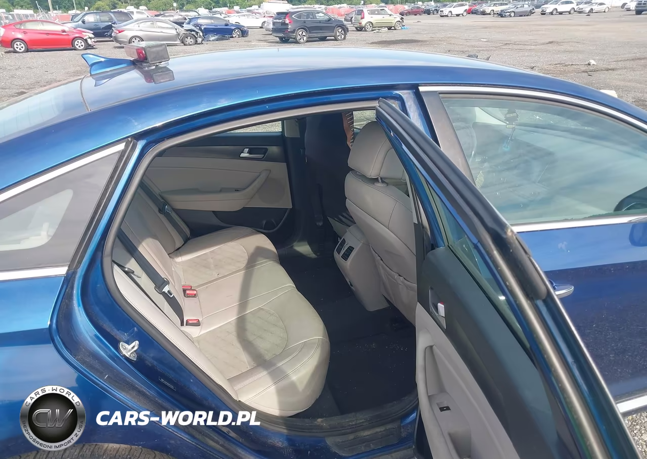 2016 Hyundai Sonata Sport VIN:5NPE34AF6GH433763 - 8