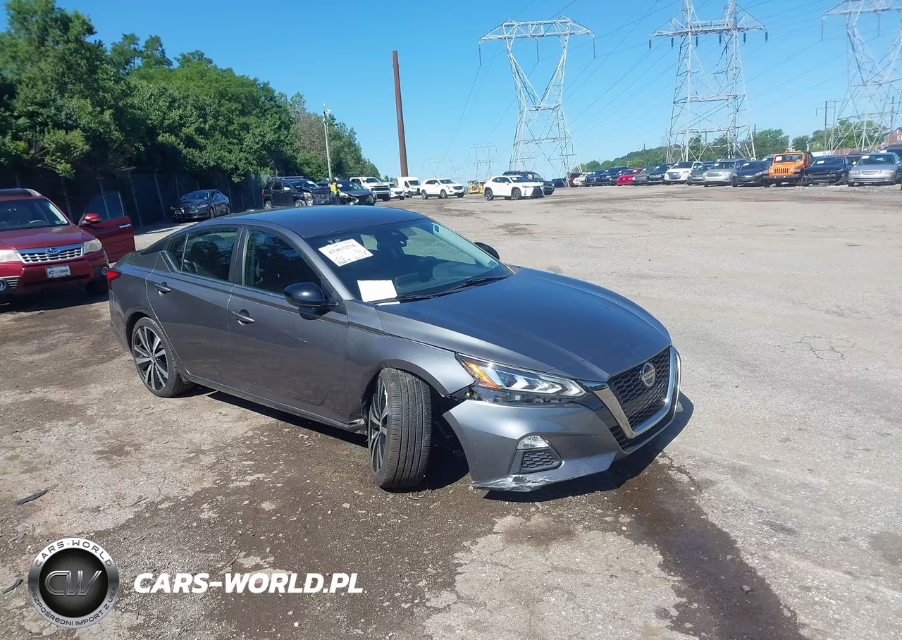 2020 Nissan Altima Sr Fwd – zdjęcie 1 z 17