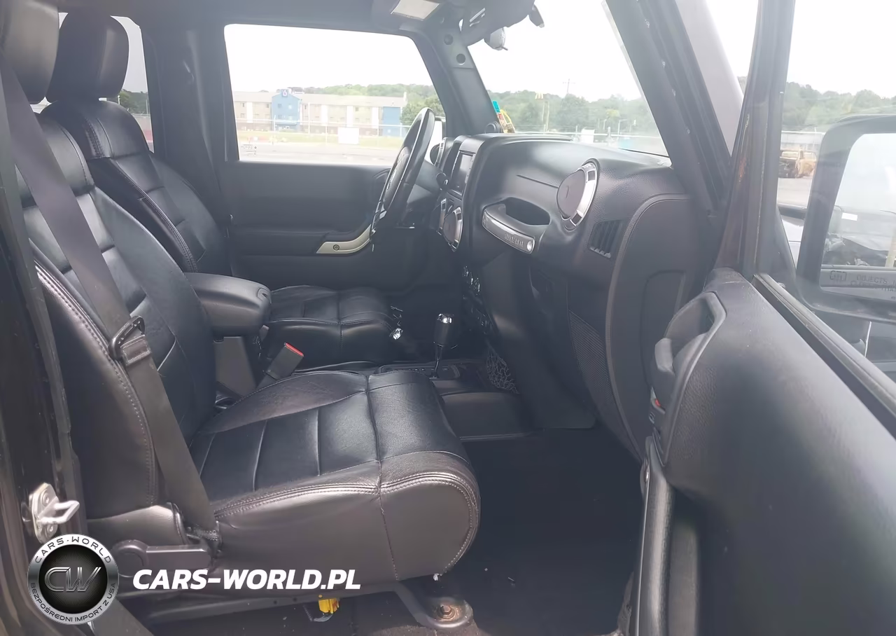 2011 Jeep Wrangler Unlimited Sahara VIN:1J4BA5H15BL559782 - 5