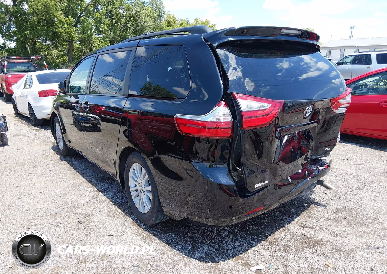 2015 Toyota Sienna Xle Premium 8 Passenger VIN:5TDYK3DC2FS635679 - 3