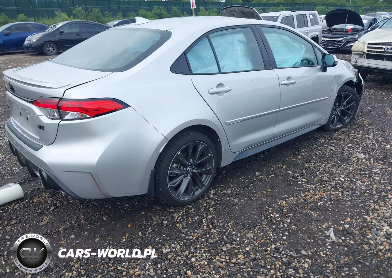 2025 Toyota Corolla Se VIN:5YFP4MCE9SP244031 - 4