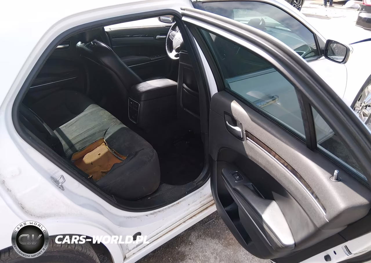 2018 Chrysler 300 Limited Awd VIN:2C3CCAKG1JH194625 - 8