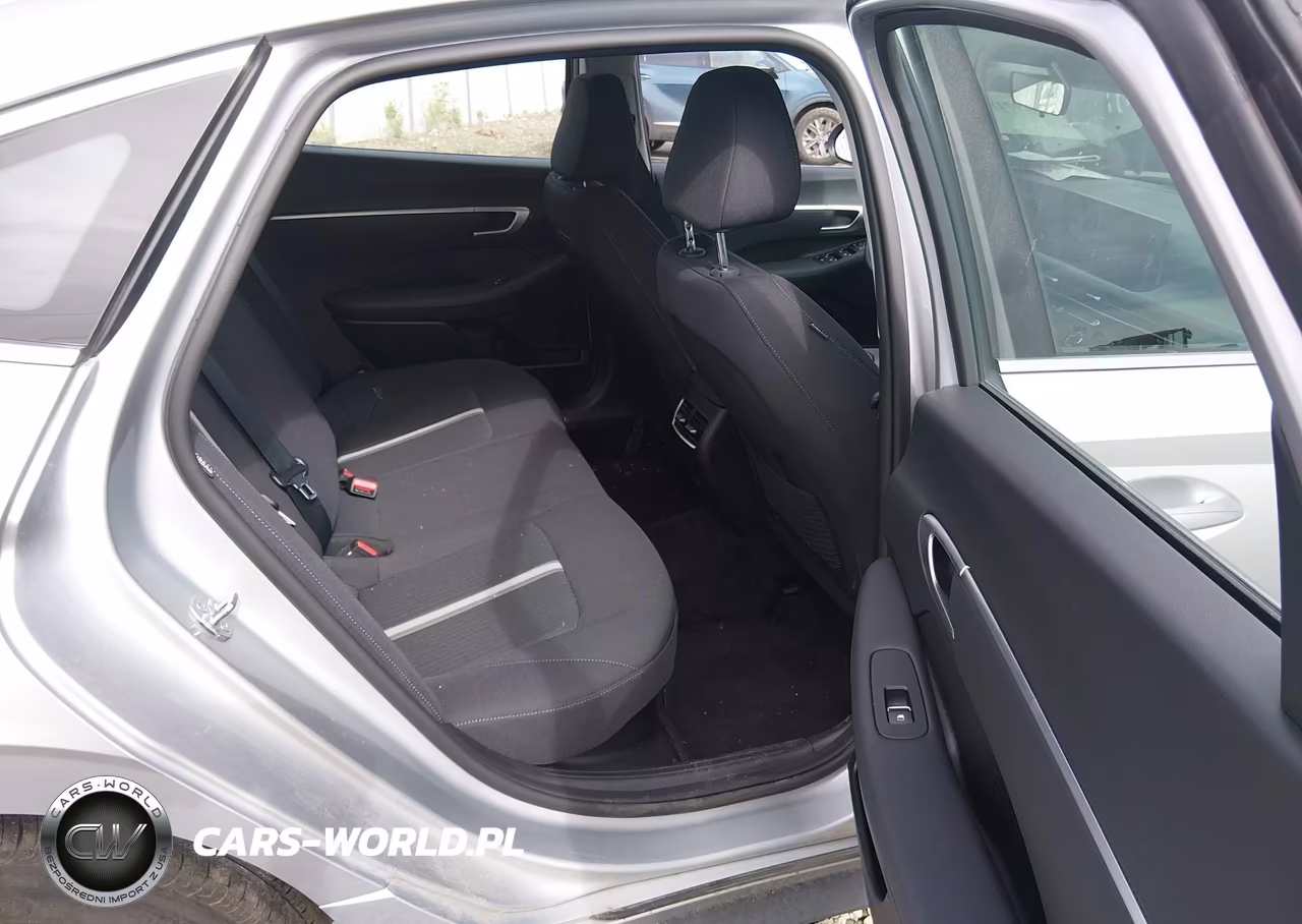 2026 Hyundai Sonata Hybrid Blue VIN:KMHL24JJ2TA145766 - 8