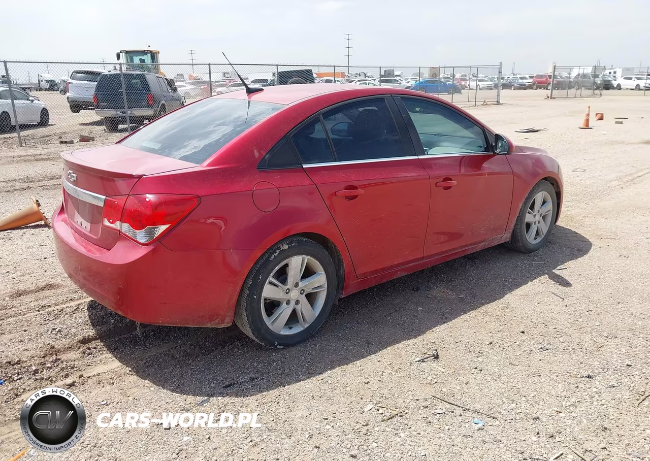 2014 Chevrolet Cruze Diesel VIN:1G1P75SZ1E7299458 - 4