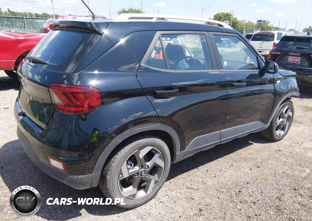 2025 Hyundai Venue Sel VIN:KMHRC8A35SU378313 - 4