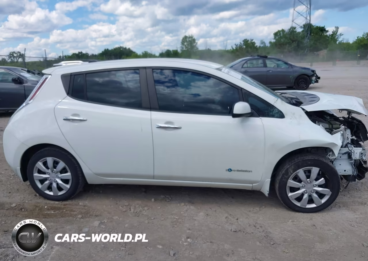 2015 Nissan Leaf S VIN:1N4AZ0CP7FC329147 - 14