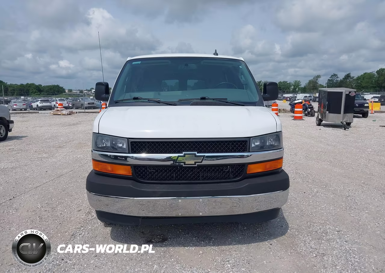2017 Chevrolet Express 3500 Lt VIN:1GAZGPFGXH1269377 - 12