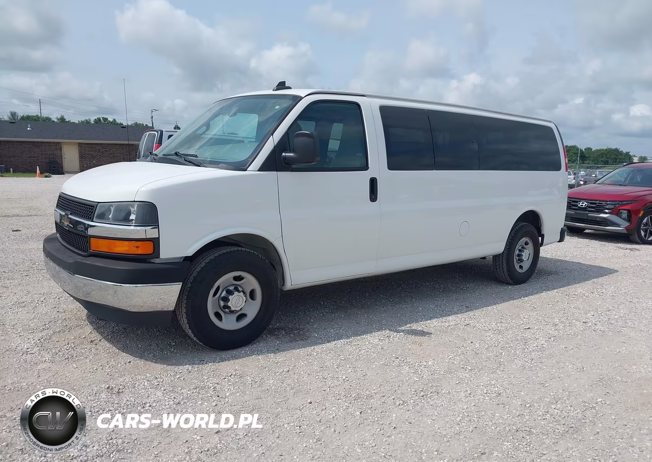 2017 Chevrolet Express 3500 Lt VIN:1GAZGPFGXH1269377 - 2