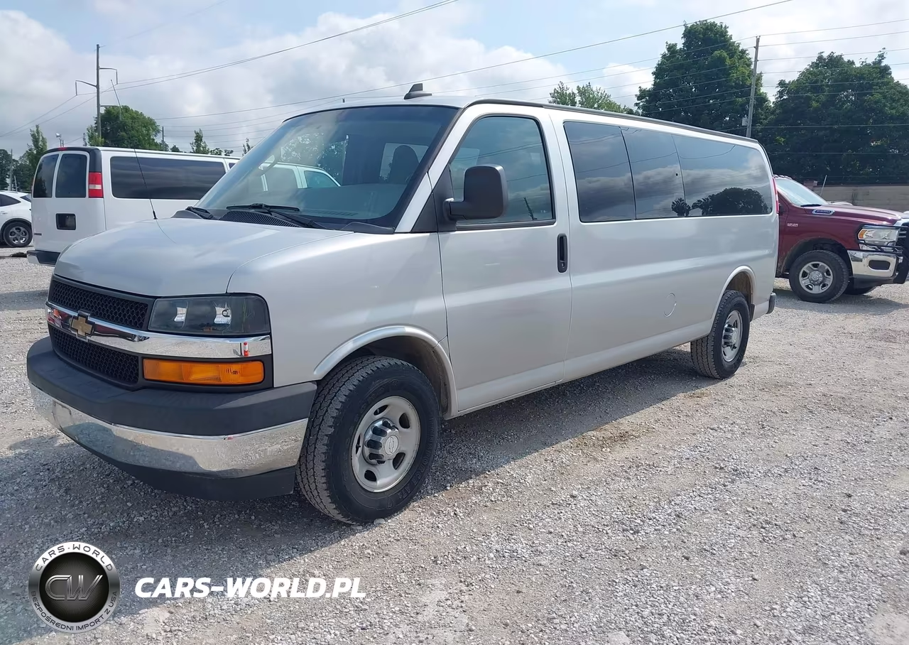 2017 Chevrolet Express 3500 Lt VIN:1GAZGPFF2H1266285 - 2