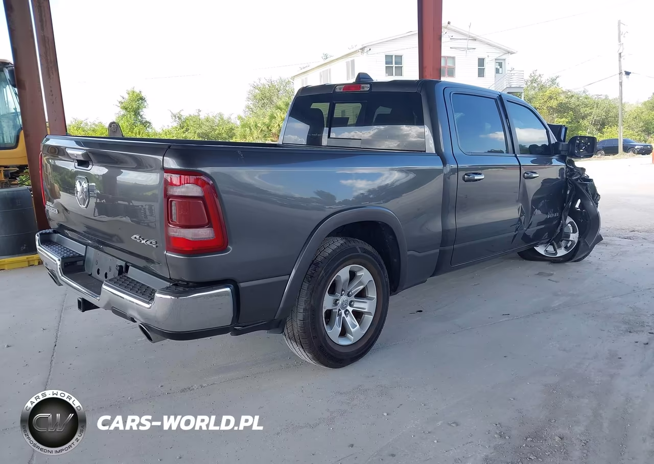 2019 Ram 1500 Laramie 4X4 6'4 Box VIN:1C6SRFRT6KN656778 - 4