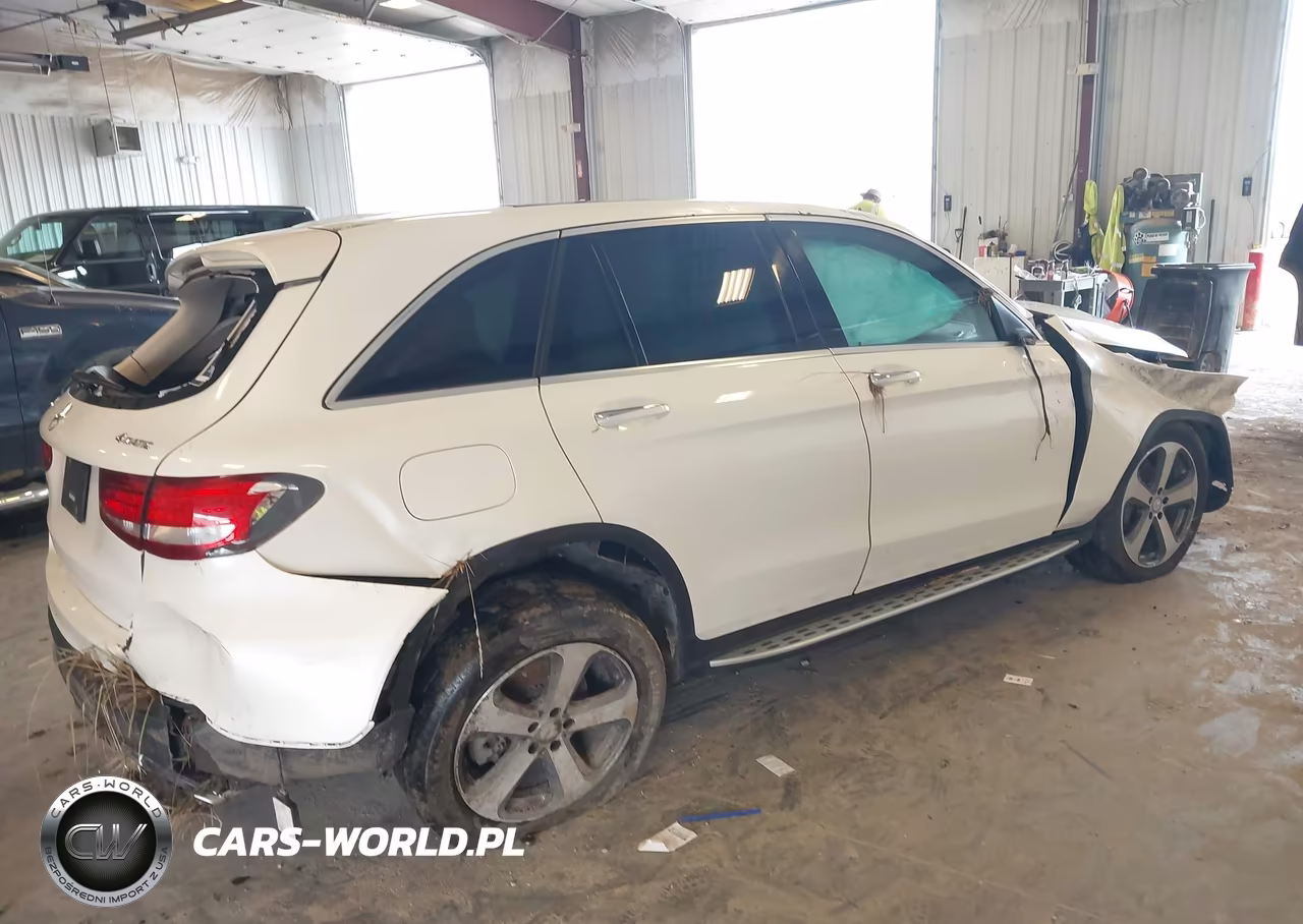 2016 Mercedes-Benz Glc 300 4Matic VIN:WDC0G4KB4GF107734 - 4
