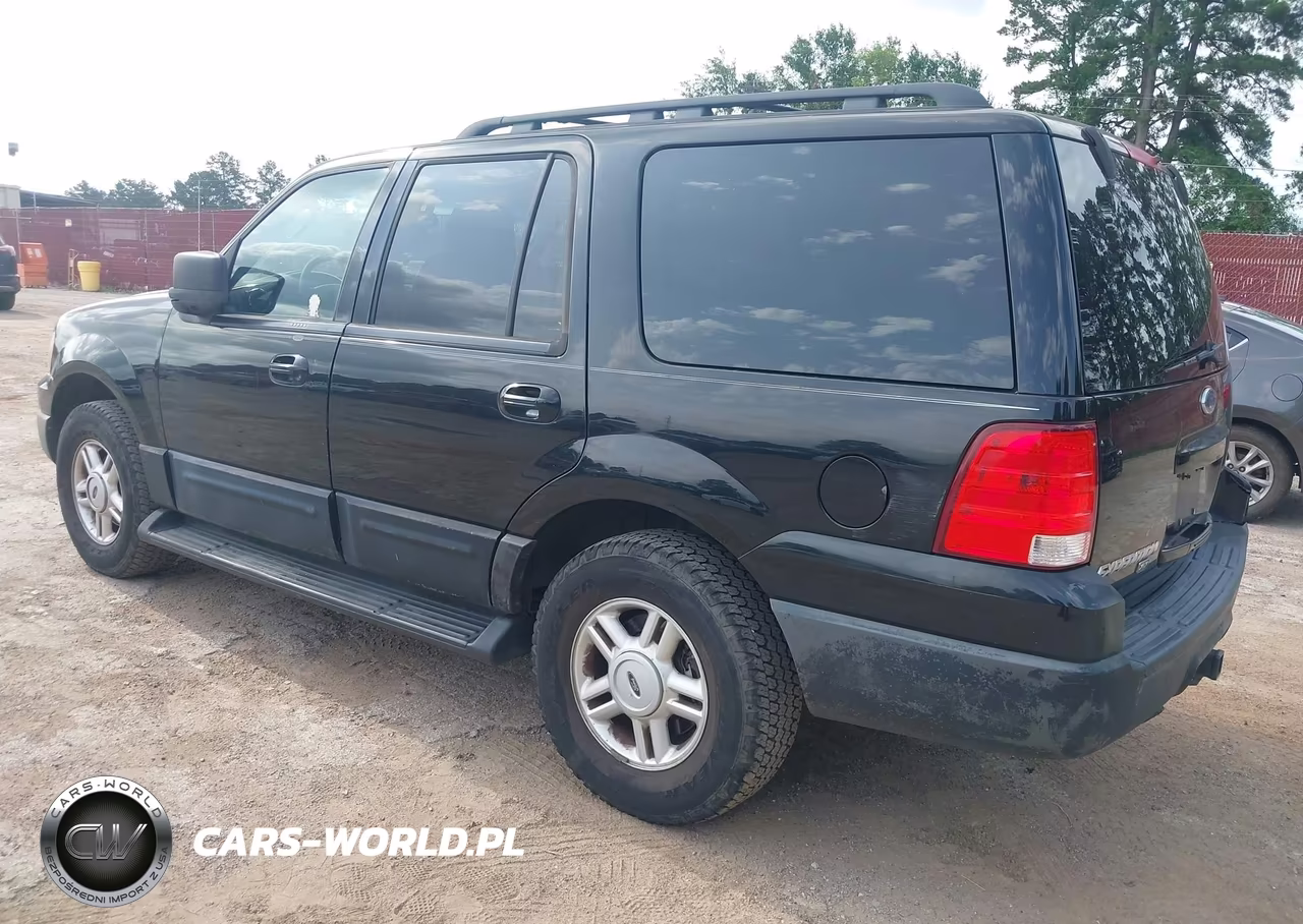 2005 Ford Expedition Xlt VIN:1FMPU15525LA88225 - 3