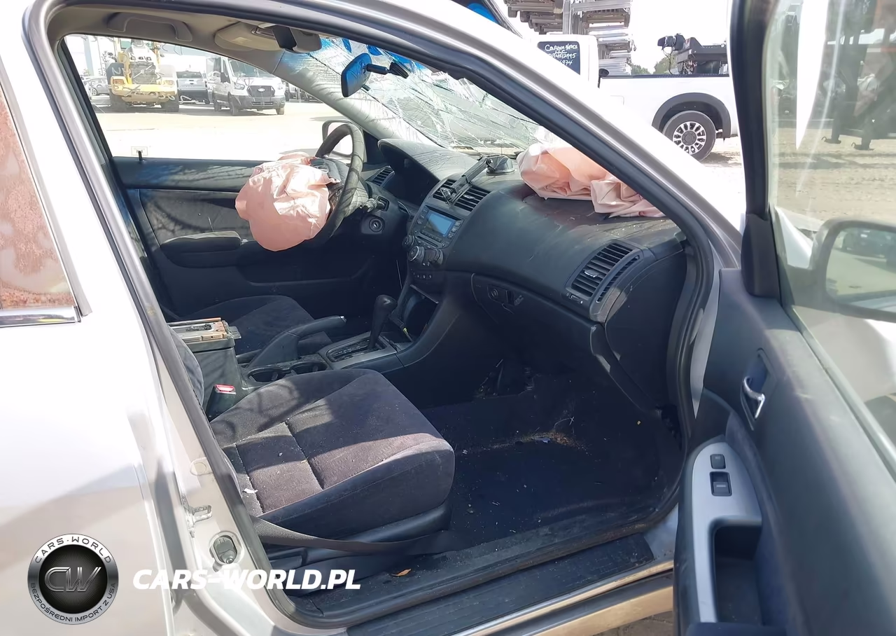 2003 Honda Accord Sdn Ex VIN:JHMCM56683C050480 - 5
