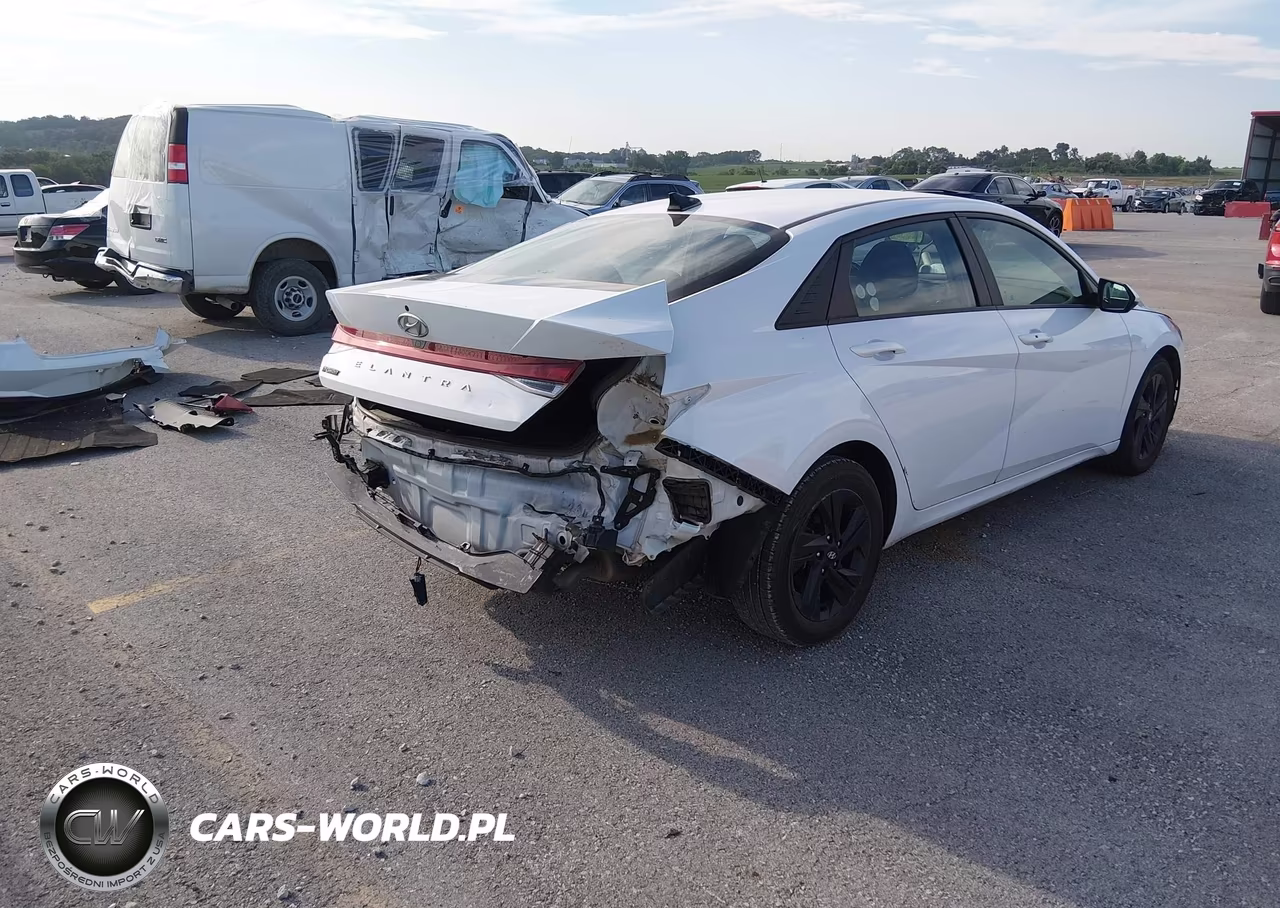 2021 Hyundai Elantra Sel VIN:5NPLS4AG5MH030520 - 4