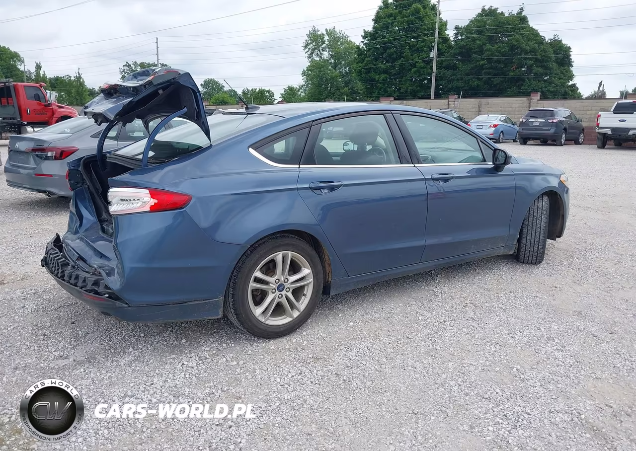 2018 Ford Fusion Se VIN:3FA6P0HD6JR252923 - 4