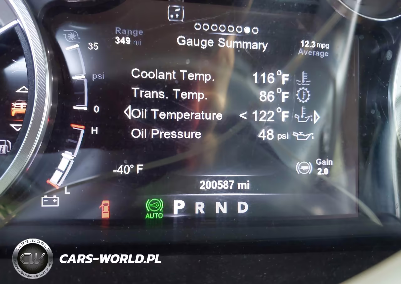 2018 Ram 3500 VIN:3C63RRKLXJG103672 - 17