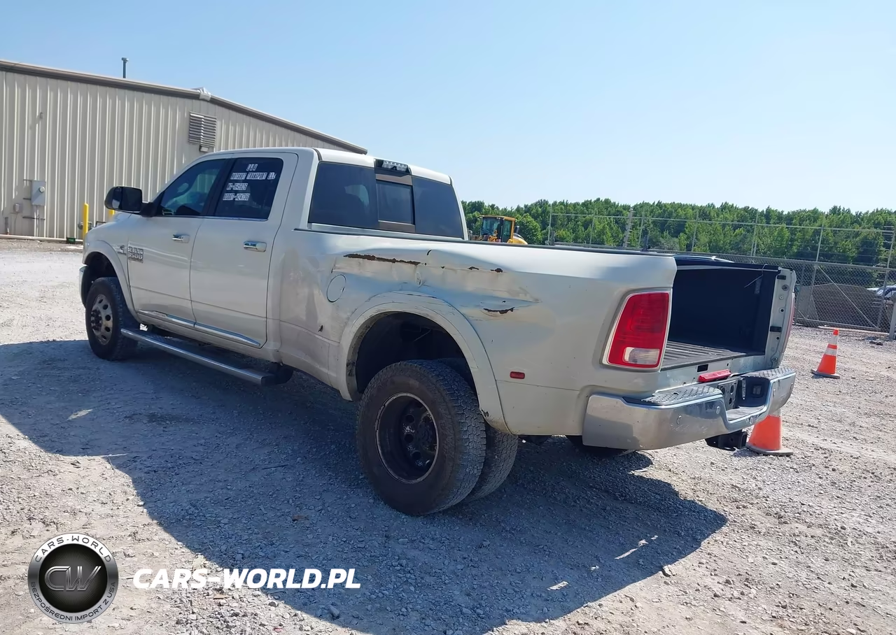 2018 Ram 3500 VIN:3C63RRKLXJG103672 - 3