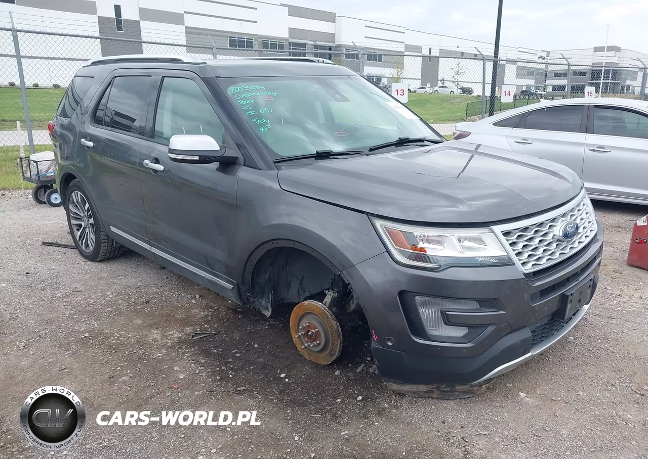 2017 Ford Explorer Platinum – zdjęcie 1 z 16