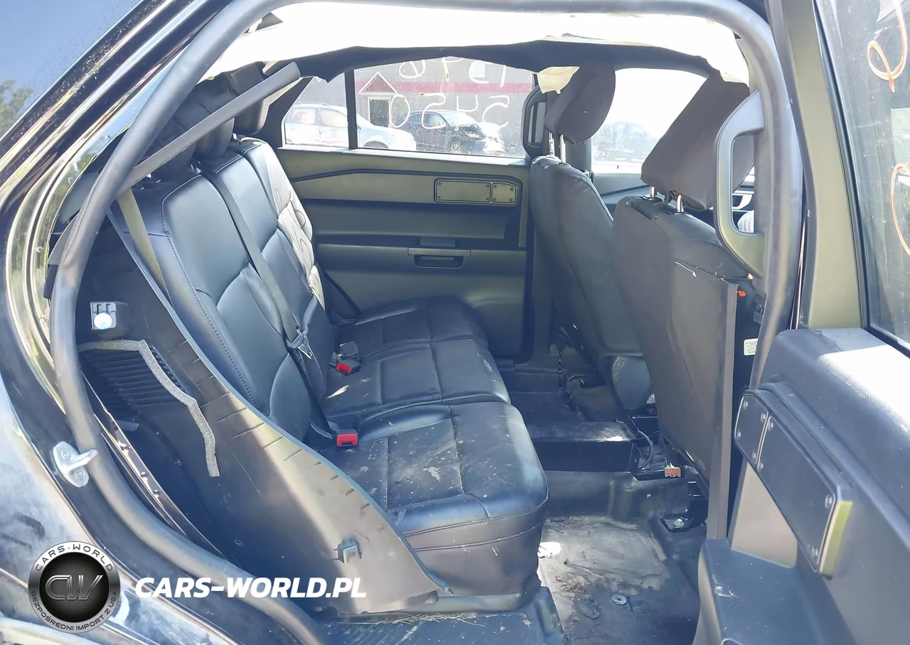 2023 Ford Police Interceptor Utility VIN:1FM5K8AB4PGA17251 - 8