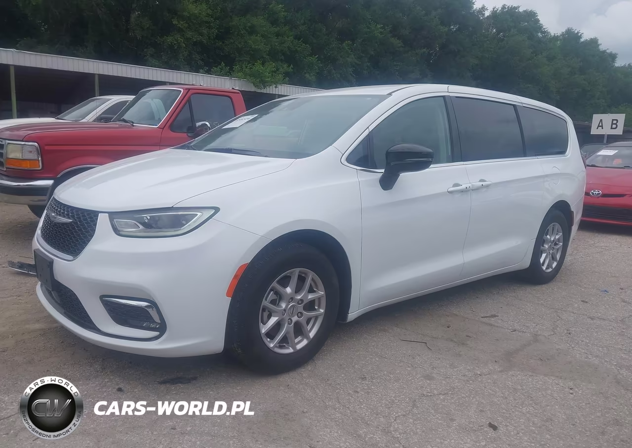 2024 Chrysler Pacifica Touring L VIN:2C4RC1BG5RR144421 - 2