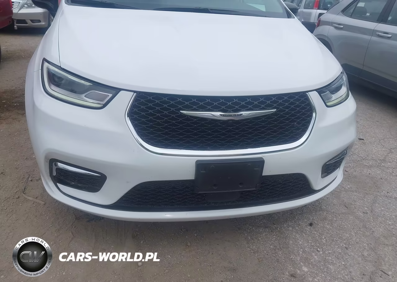 2024 Chrysler Pacifica Touring L VIN:2C4RC1BG5RR144421 - 6