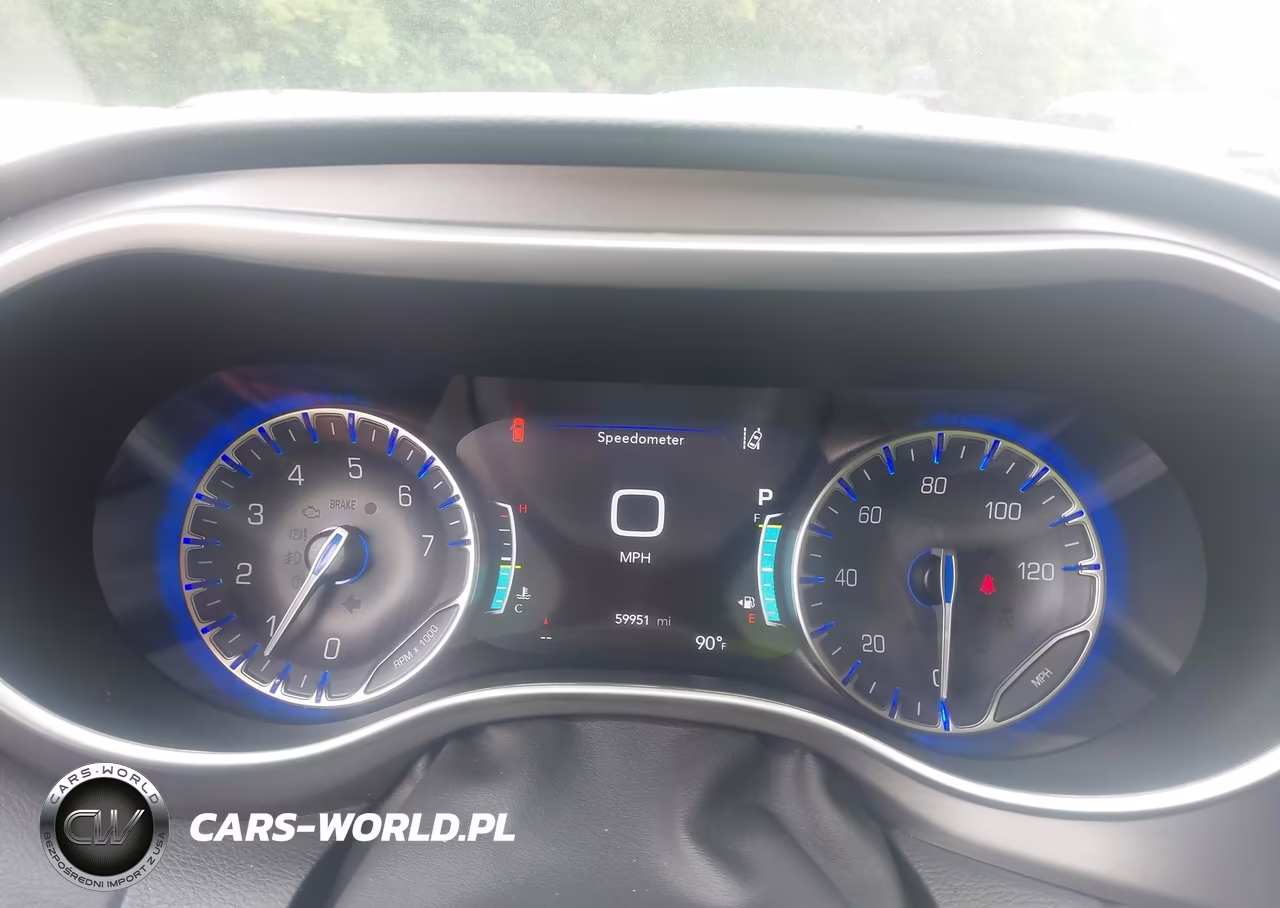 2024 Chrysler Pacifica Touring L VIN:2C4RC1BG5RR144421 - 7