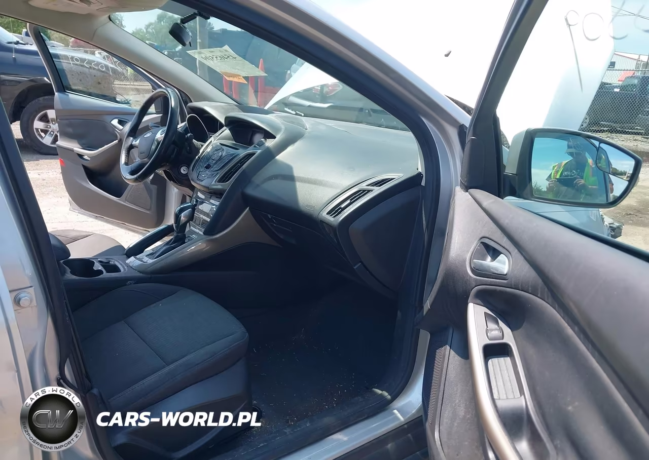 2012 Ford Focus Sel VIN:1FAHP3H23CL135410 - 5