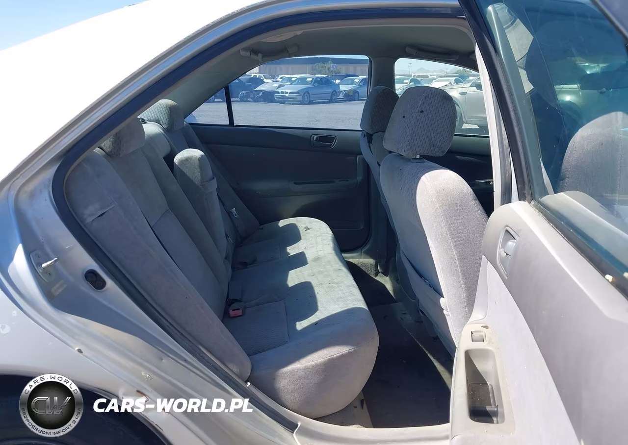 2003 Toyota Camry Le VIN:4T1BE32K53U695398 - 8
