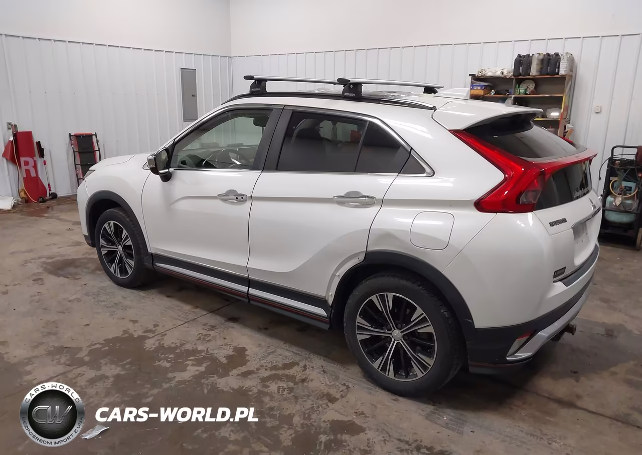 2018 Mitsubishi Eclipse Cross Se-Sel VIN:JA4AT5AA0JZ070301 - 3