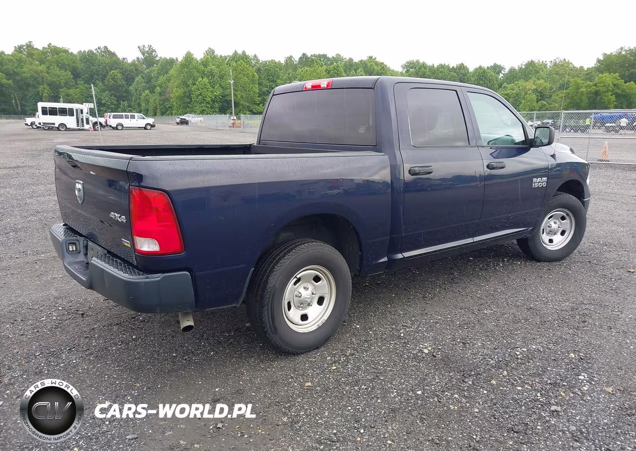 2018 Ram 1500 Tradesman 4X4 5'7 Box VIN:1C6RR7KG2JS277875 - 4