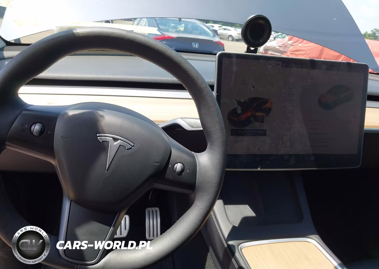 2023 Tesla Model Y Performance Dual Motor All-Wheel Drive VIN:7SAYGDEF4PF859710 - 18