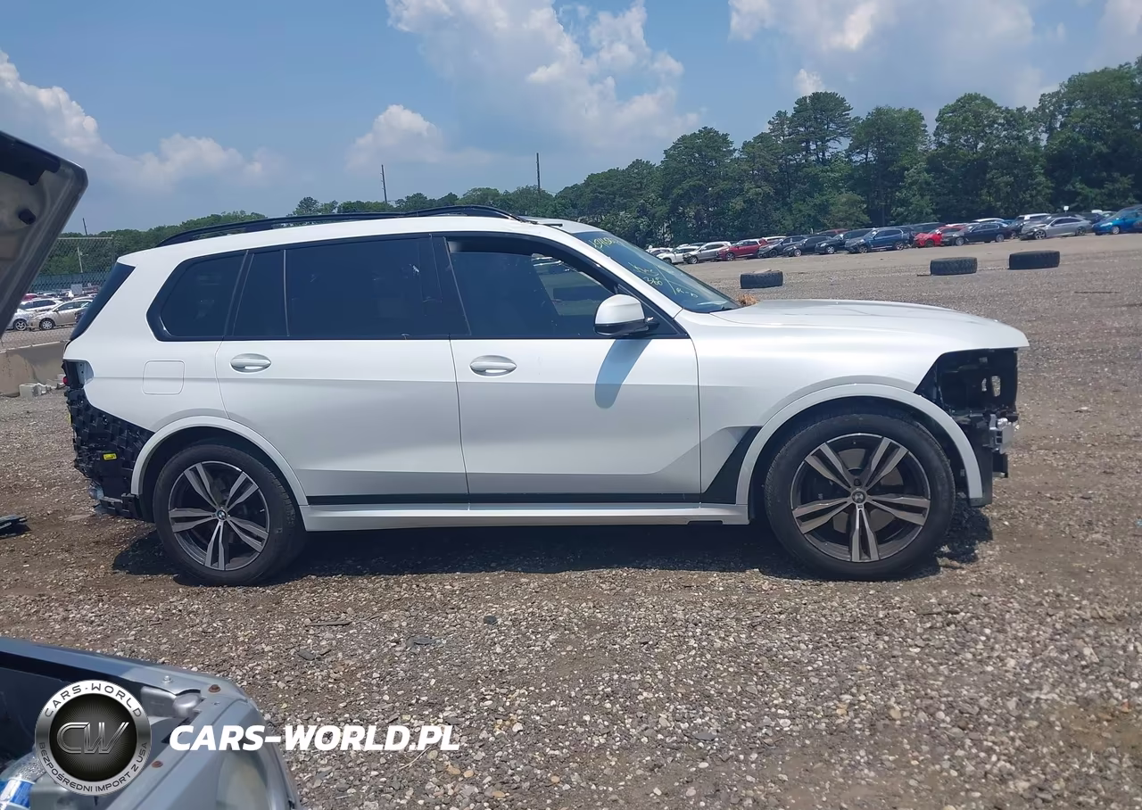 2024 BMW X7 xDrive40I VIN:5UX23EM04R9W04519 - 13
